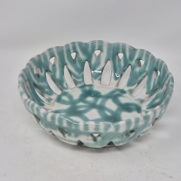 keramik Other - Gmundner Keramik Dizzy Green Pottery Fruit Bowl/Basket